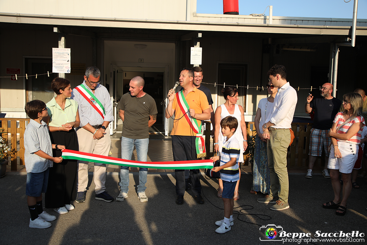 VBS_5353 - Inaugurazione Pizzeria 'Il crìscito'.jpg